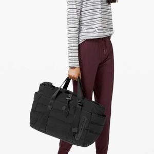 Lululemon duffle